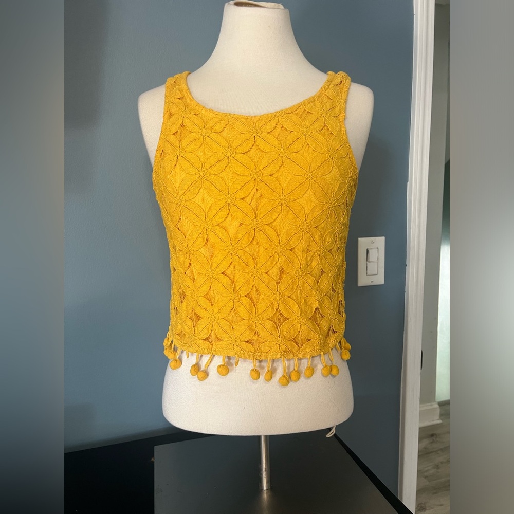 Knitted crop top